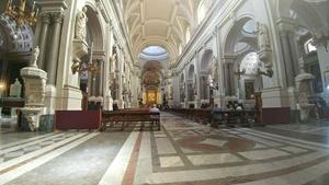 The inside of the cathedral also looks wonderful