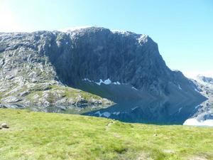 Driving to Geiranger