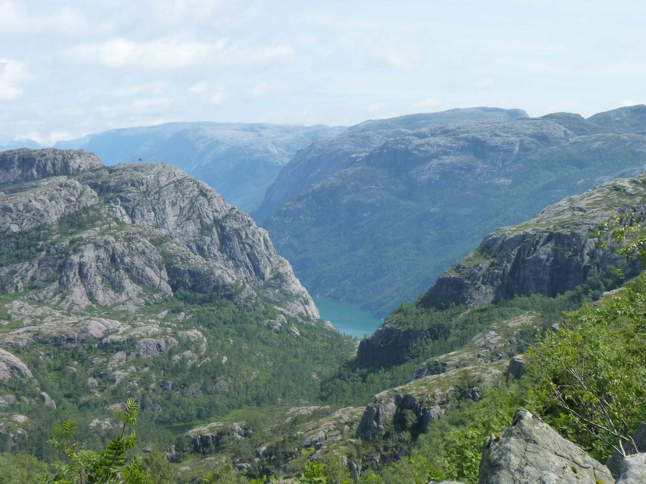 Hiking to Preikestolen