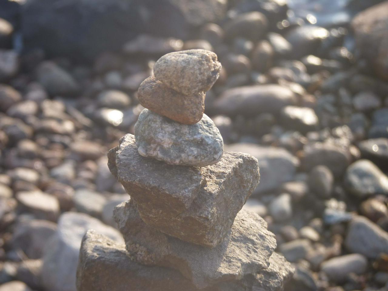 Tiny cairn