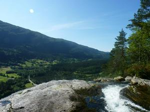 Top of Tvindefossen waterfalls