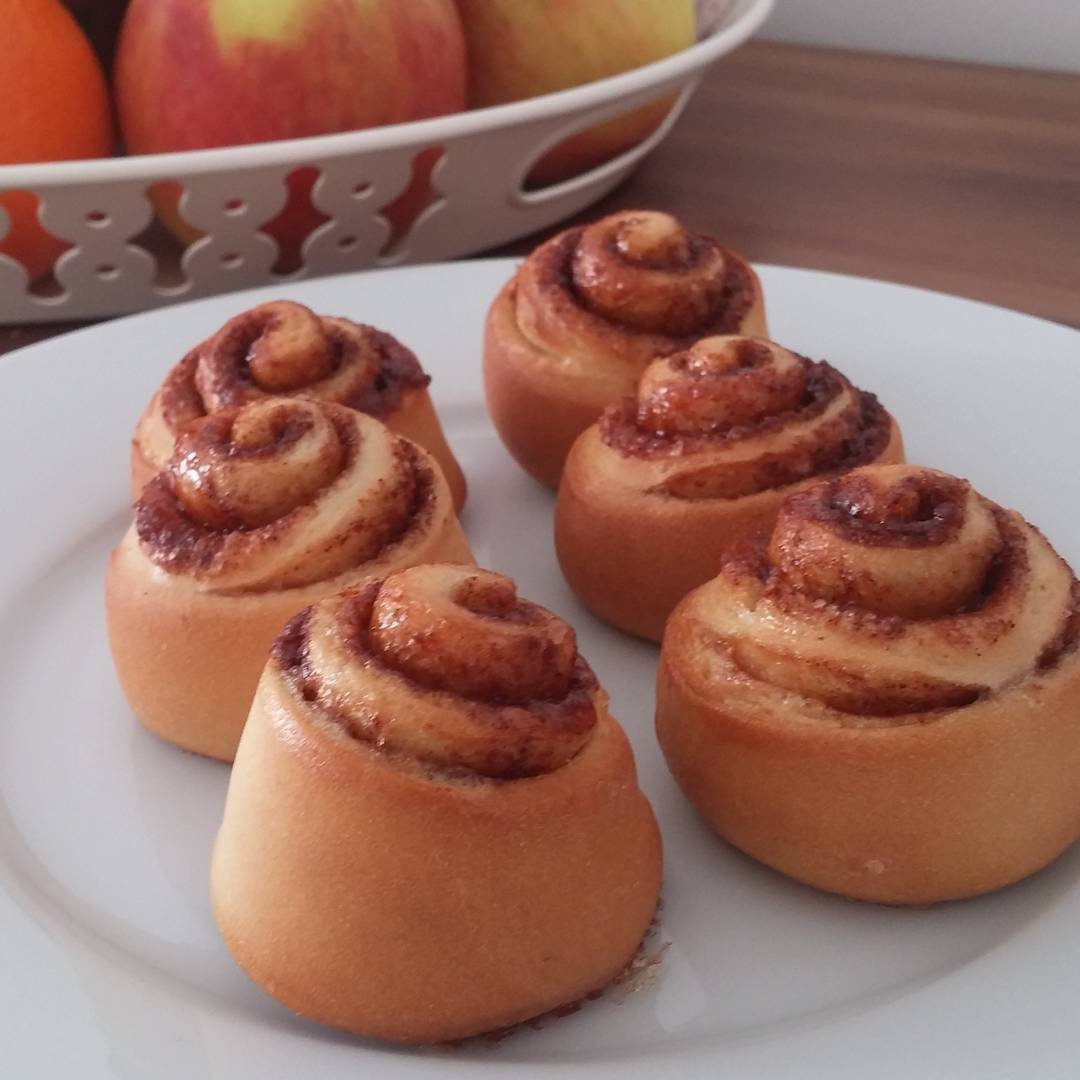 Mini cinnamon rolls